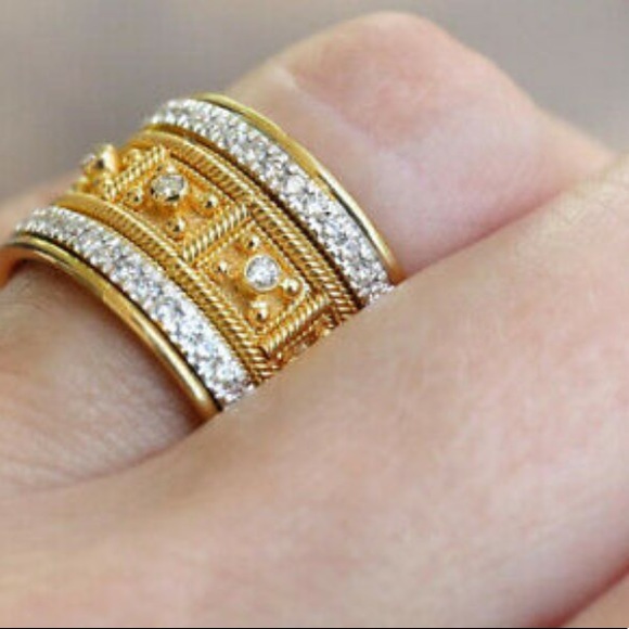 New luxury 18k gold plated Ring - Picture 4 of 8